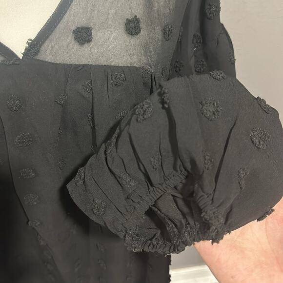 Entro "Love is catching" Polka Dot Blouse M NWT - Picture 6 of 8